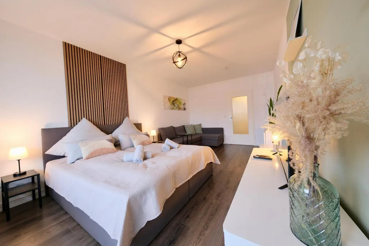 Appartement Charmantes Studio In Messe-Naehe Mit Parkplatz Hannover Duitsland